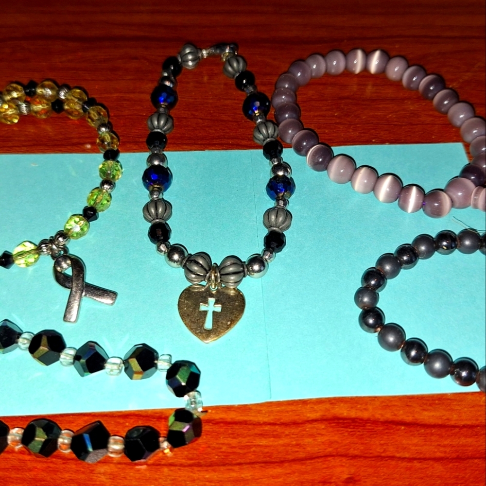 5 MISCELLANEOUS BRACELETS